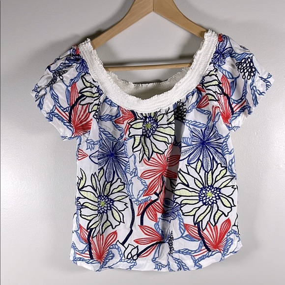 Skies are Blue Embroidered off the Shoulders Women's Top Sz 8. - Picture 3 of 11